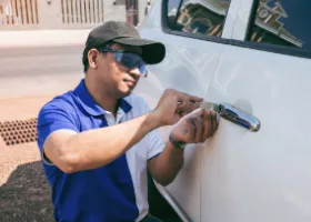 Car Locksmith in Franklin, CA